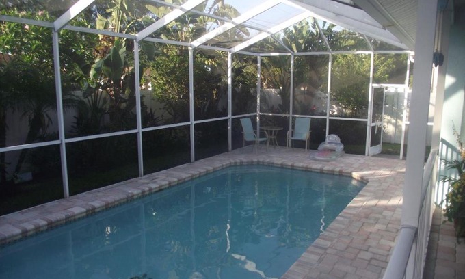 Vina Del Mar Island House | 2163 W Vina Del Mar