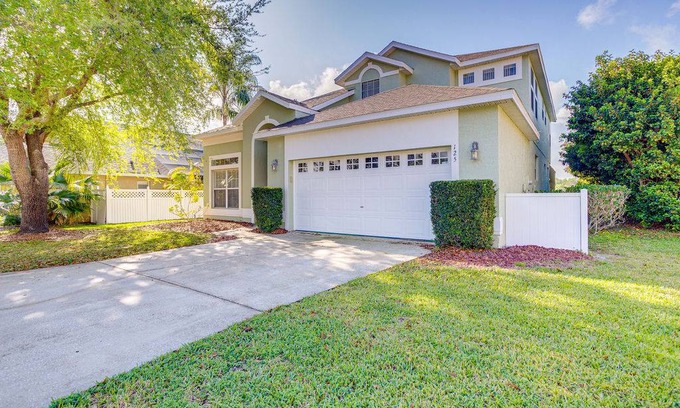 Thousand Oaks House | 219 m² House ∙ 4 bedrooms ∙ 8 guests