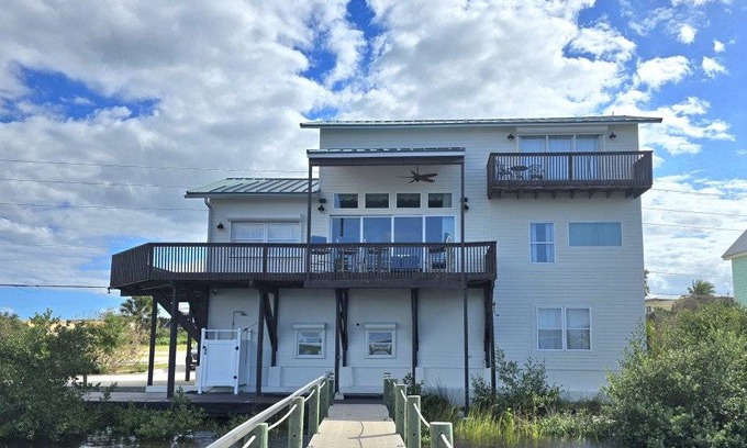 Boys Works House | 223 m² House ∙ 3 bedrooms ∙ 11 guests