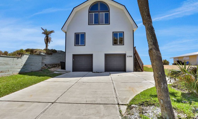 Painters Hill House | 224 m² House ∙ 4 bedrooms ∙ 11 guests