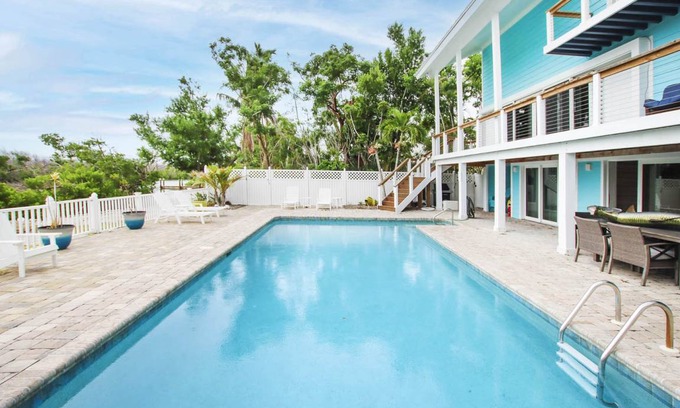 Captiva House | 232 m² House ∙ 6 bedrooms ∙ 12 guests