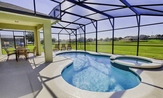 Marbella House | 238 m² House ∙ 5 bedrooms ∙ 10 guests