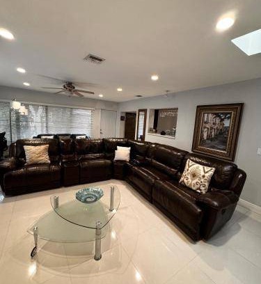 Westchester House | 242 m² House ∙ 3 bedrooms ∙ 6 guests