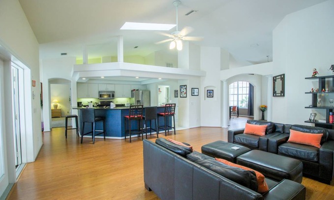Inverness House | 265 m² House ∙ 4 bedrooms ∙ 6 guests