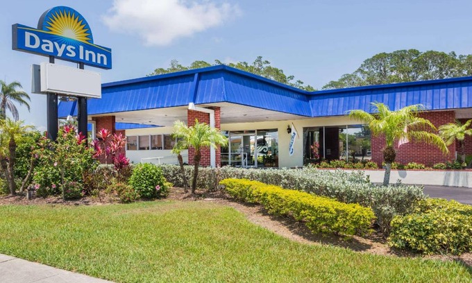 San Carlos Park Hotel | 268 m² Hotel ∙ 127 guests