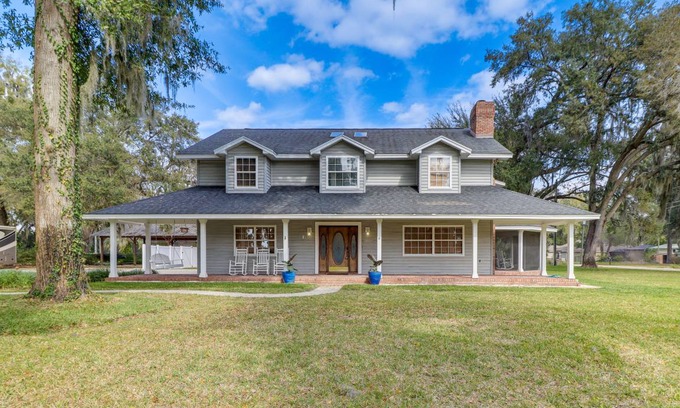 Wildwood House | 269 m² House ∙ 3 bedrooms ∙ 10 guests