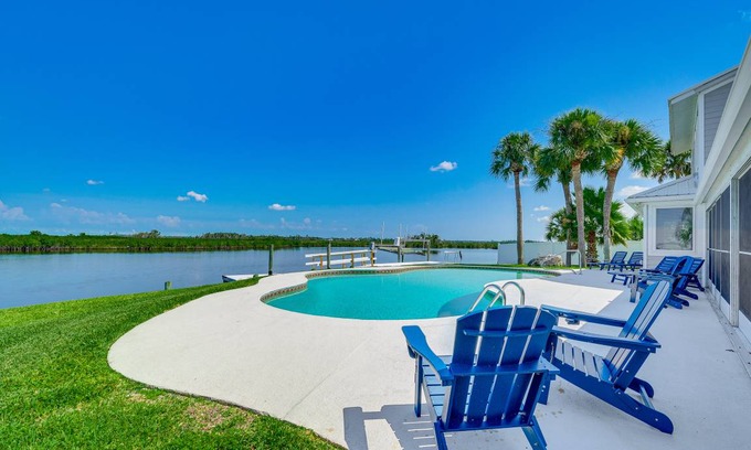 Dixie Shores House | 284 m² House ∙ 3 bedrooms ∙ 11 guests