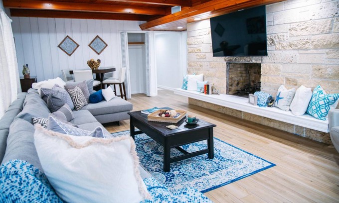 Homestead House | 287 m² House ∙ 4 bedrooms ∙ 8 guests