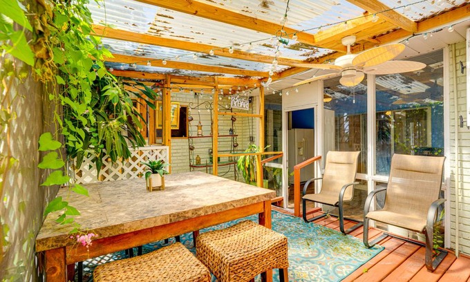 Plant City House | 297 m² House ∙ 5 bedrooms ∙ 10 guests