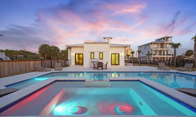 Gulf Pines House | 297 m² House ∙ 6 bedrooms ∙ 16 guests
