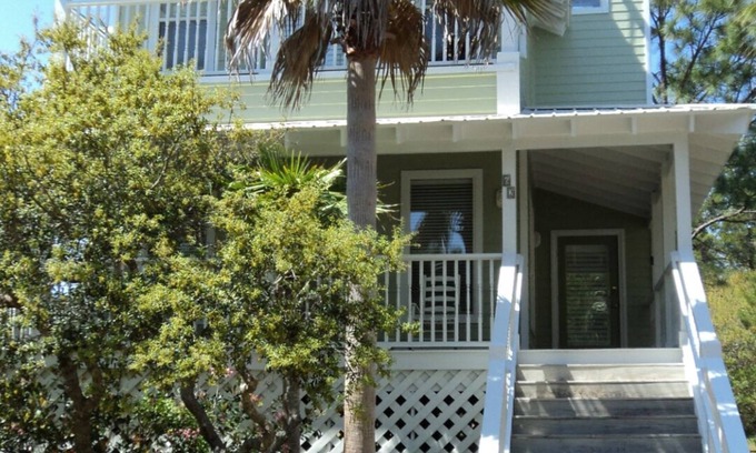 Dune Allen Beach House | 30A Spacious House walk to Beach- pet friendly