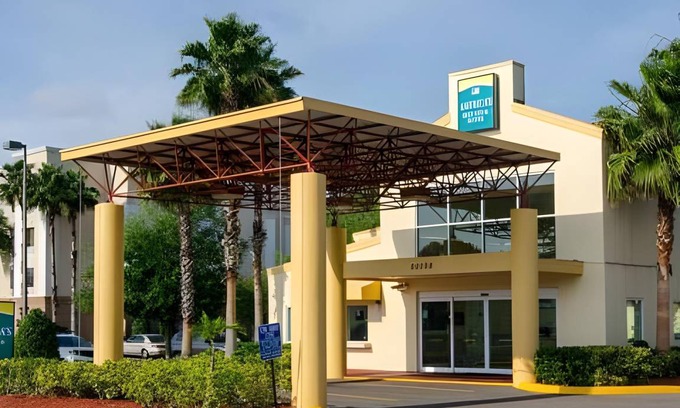 Clearwater Hotel | 31 m² Motel ∙ 4 guests