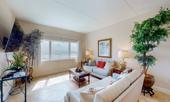 Fernandina Beach Condo | 32 m² Condo ∙ 1 bedroom ∙ 4 guests