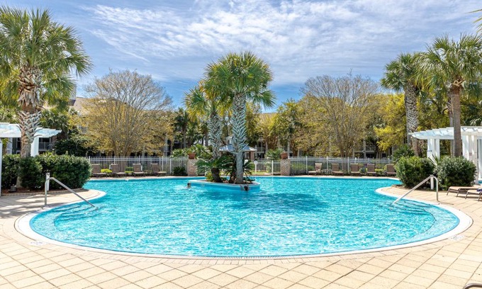 Baytowne Wharf Condo | 32 m² Condo ∙ 4 guests
