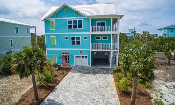 Seagrass House | 3200 m² House ∙ 5 bedrooms ∙ 16 guests