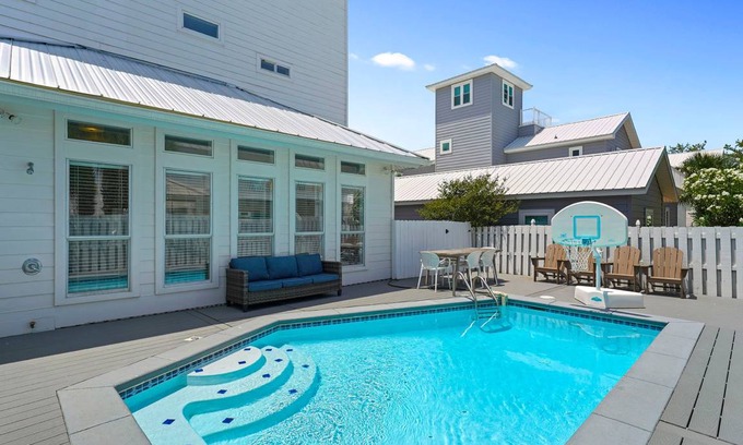 Crystal Shores House | 321 m² House ∙ 7 bedrooms ∙ 21 guests
