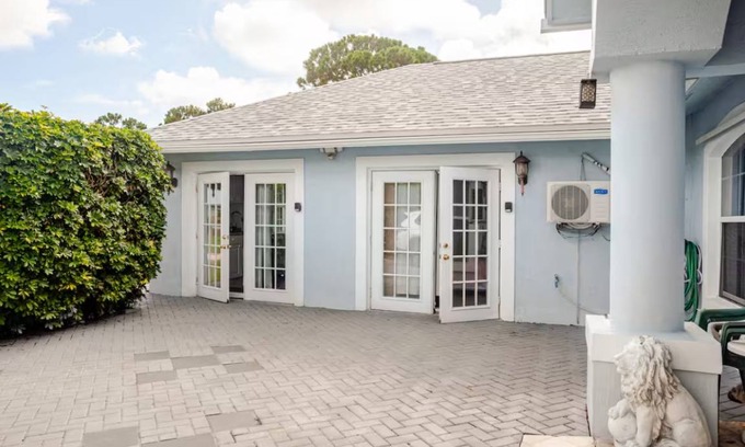 Florida Ridge Resort | 35 m² Private room ∙ 1 bedroom ∙ 2 guests