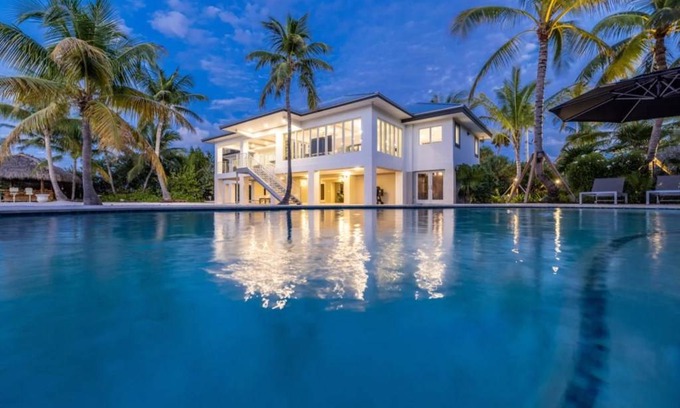 Islamorada House | 350 m² House ∙ 6 bedrooms ∙ 12 guests