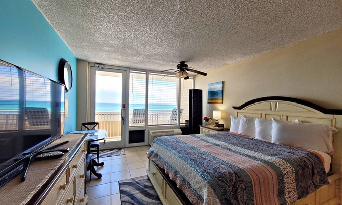 Daytona Beach Shores Condo | 36 m² Condo ∙ 1 bedroom ∙ 4 guests