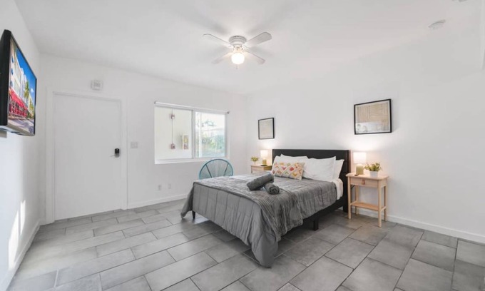 Northeast Miami Apartment | 37 m² Apartment ∙ 2 guests