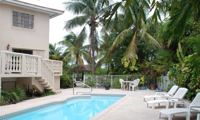 Key Colony Beach House | 4 Bedrooms,large private pool,Great fishing!