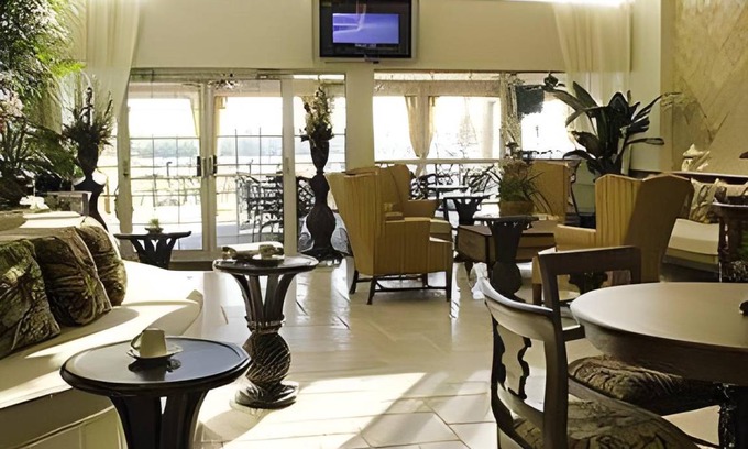 Redevelopment Area Hotel | 45 m² Hotel ∙ 127 guests