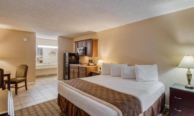 Lake City Hotel | 45 m² Hotel ∙ 4 guests