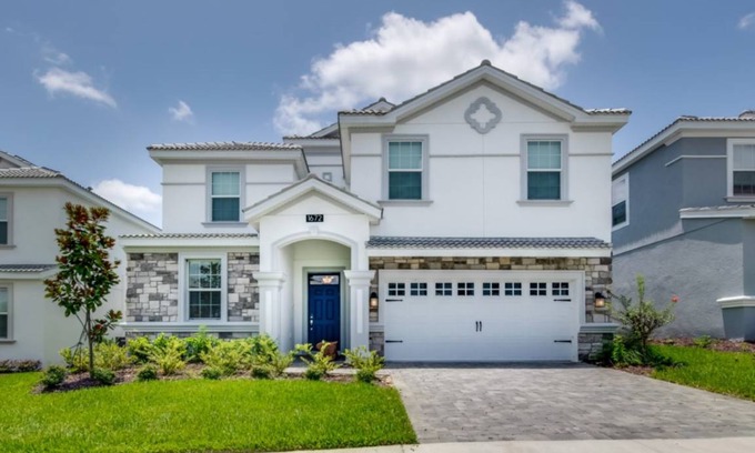 Sandy Ridge Villa | 450 m² Villa ∙ 9 bedrooms ∙ 20 guests