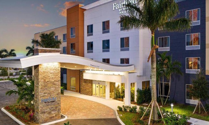Deerfield Beach Hotel | 51 m² Hotel ∙ 127 guests