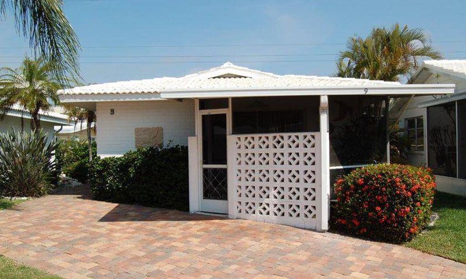 Aloha Kai Villa | 53 m² Villa ∙ 1 bedroom ∙ 2 guests
