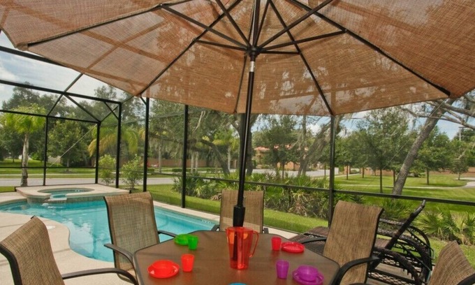 Veranda Palms House | 6 Bed Beautiful Home Near Disney