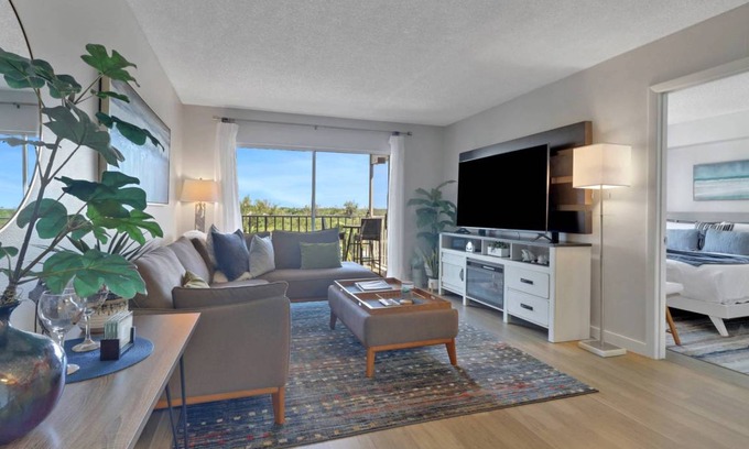 Edgewood Condo | 60 m² Condo ∙ 1 bedroom ∙ 2 guests