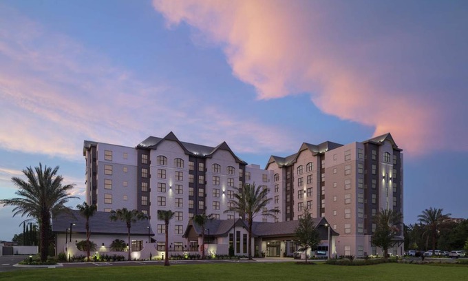 Isle of Palms Hotel | 60 m² Hotel ∙ 127 guests