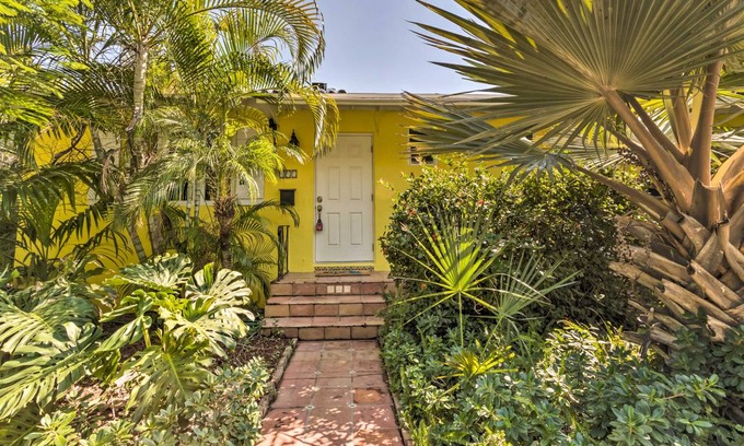 Grandview Heights House | 66 m² House ∙ 1 bedroom ∙ 2 guests