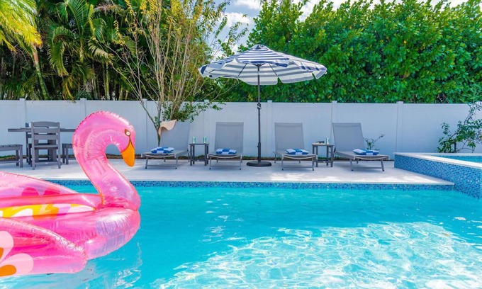 Naples Park House | 690 Paradise Shores Oasis | New Heated Pool & Spa
