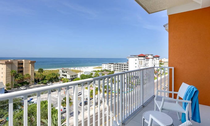 Madeira Beach Condo | 71 m² Condo ∙ 2 bedrooms ∙ 6 guests