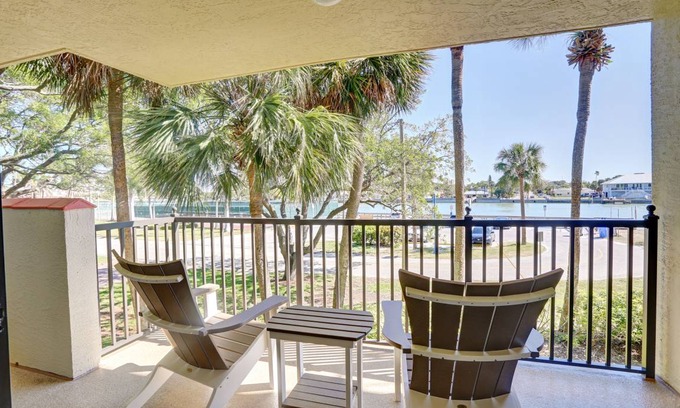 Sunset Beach Condo | 74 m² Condo ∙ 1 bedroom ∙ 2 guests