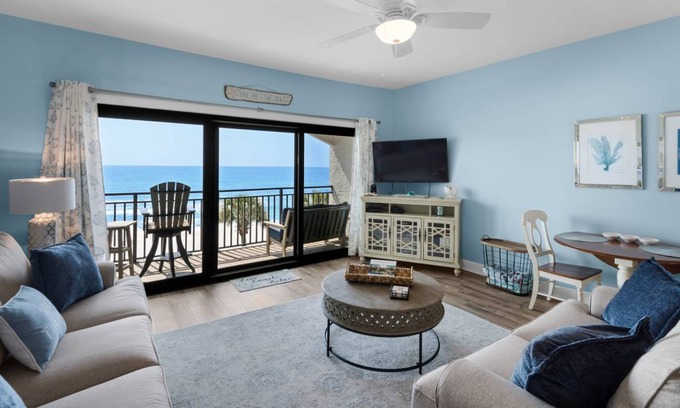 Seagrove Beach Apartment | 75 m² Apartment ∙ 1 bedroom ∙ 4 guests
