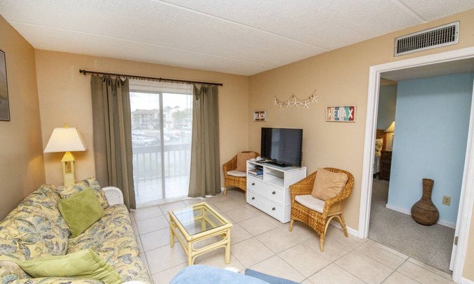 St. Augustine Beach Condo | 84 m² Condo ∙ 2 bedrooms ∙ 6 guests