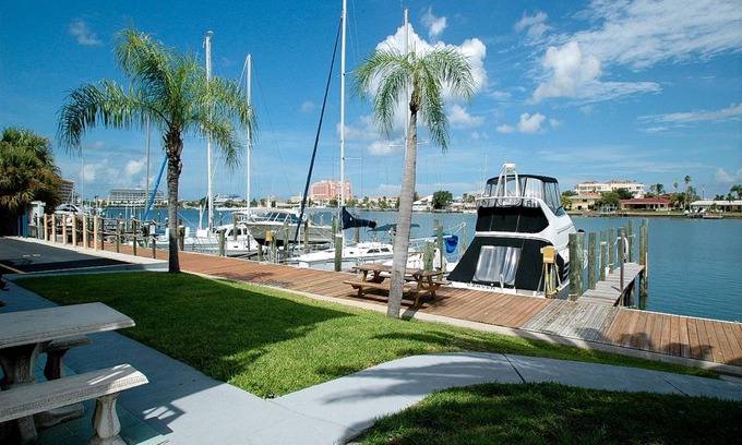 Clearwater Beach Apartment | 86 m² Apartment ∙ 2 bedrooms ∙ 6 guests