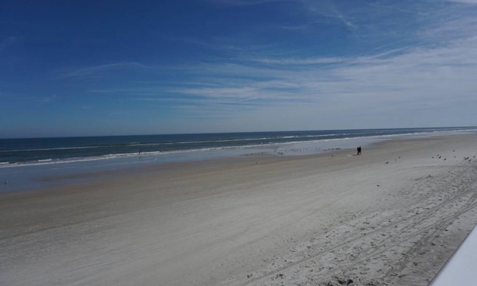 Point East Condo | 88 m² Condo ∙ 2 bedrooms ∙ 6 guests