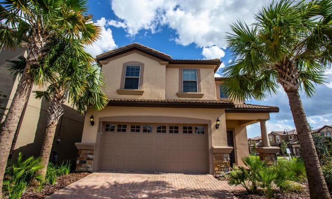 Four Corners Villa | 8956 Rhodes Street