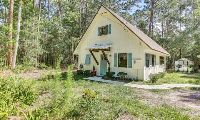 Fruit Cove Cottage | 92 m² Cabin ∙ 3 bedrooms ∙ 8 guests