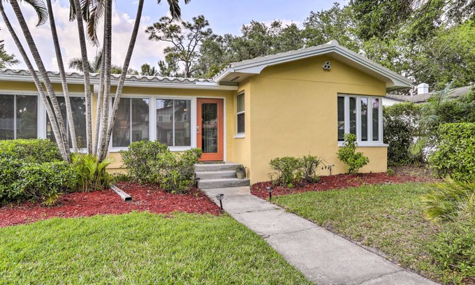 Snell Isle House | 92 m² House ∙ 2 bedrooms ∙ 4 guests