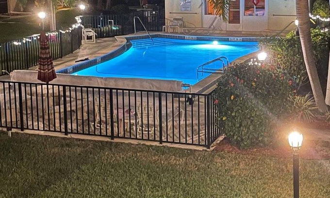 Cypress Lake Condo | 93 m² Condo ∙ 2 bedrooms ∙ 4 guests