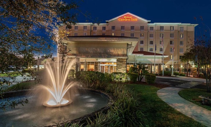 Riverview Hotel | 93 m² Hotel ∙ 127 guests
