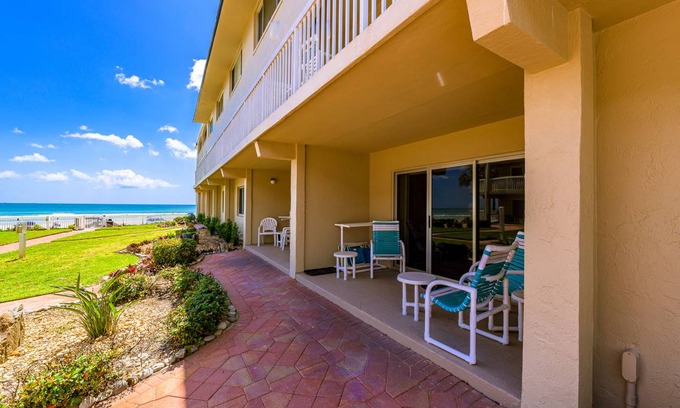 New Smyrna Beach Condo | 94 m² Condo ∙ 2 bedrooms ∙ 6 guests