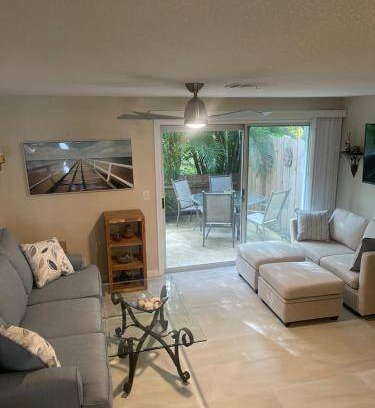 Jupiter House | 98 m² House ∙ 2 bedrooms ∙ 4 guests