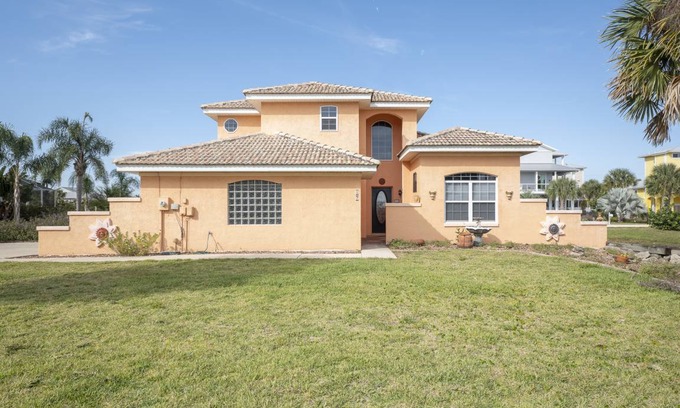 Marineland Acres House | 9863SUNSHINEBCHFBNH - Sunshine Beach