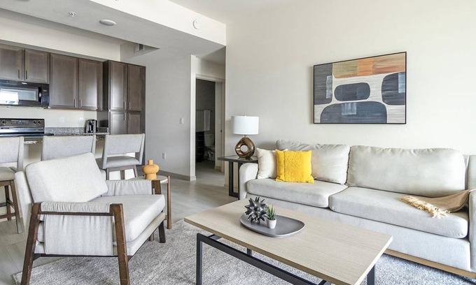 Eastwood Village Apartment | 99 m² Apartment ∙ 2 bedrooms ∙ 4 guests
